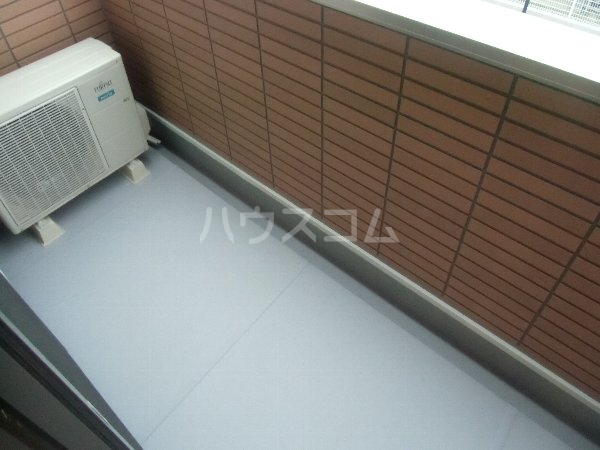 20/30 バルコニー