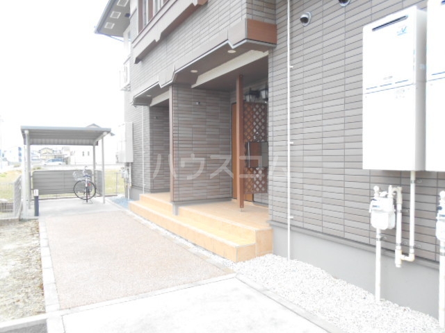 13/20 エントランス