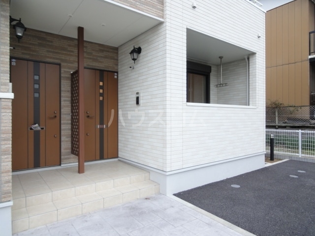 17/28 エントランス