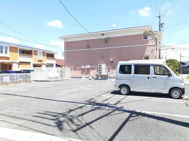 18/26 駐車場