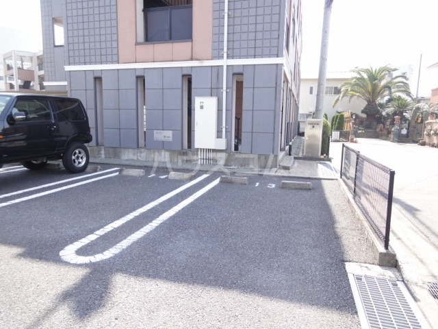 17/24 駐車場