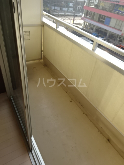 17/27 バルコニー