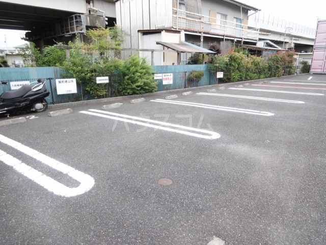 20/26 駐車場