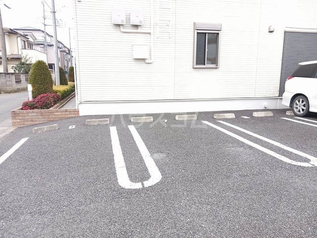 22/30 駐車場