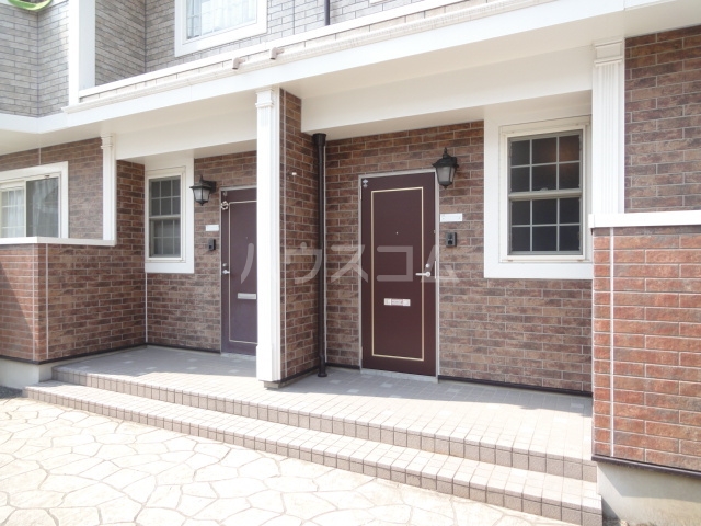 22/30 エントランス