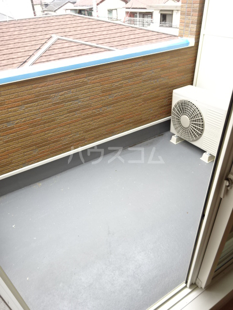19/27 バルコニー