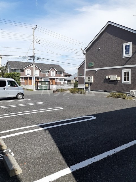 14/30 駐車場