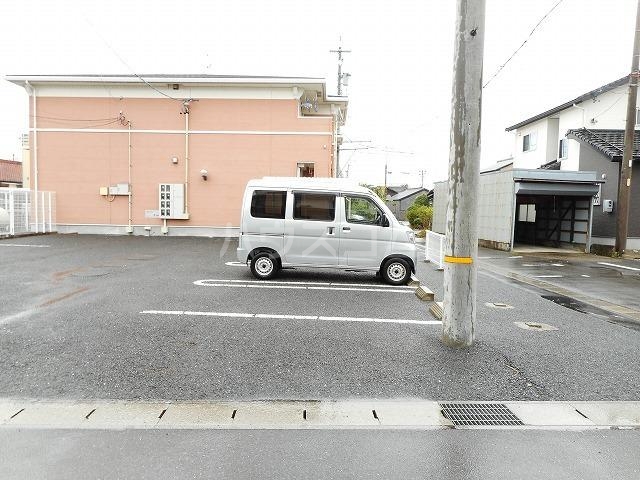 15/24 駐車場