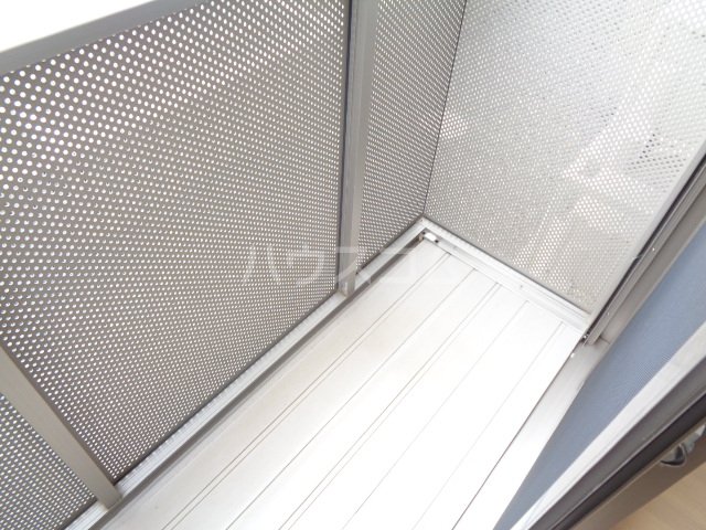 25/30 バルコニー