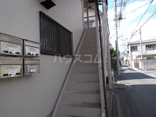 14/22 エントランス