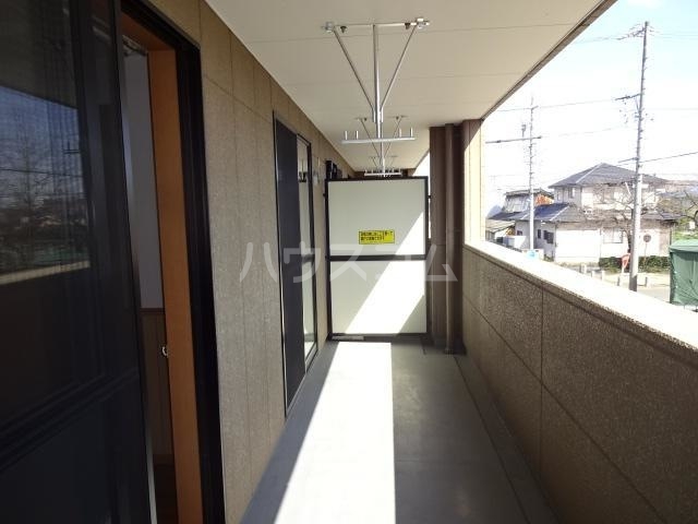 19/27 バルコニー