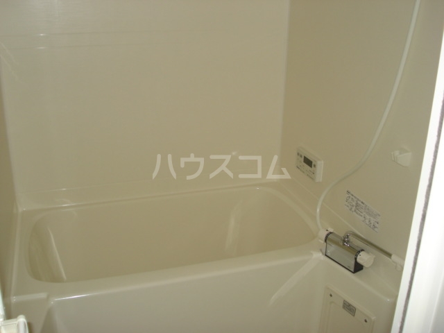 16/25 浴室