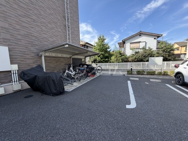 28/30 駐車場