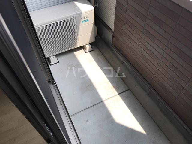 19/30 バルコニー