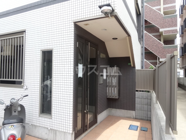 22/29 エントランス