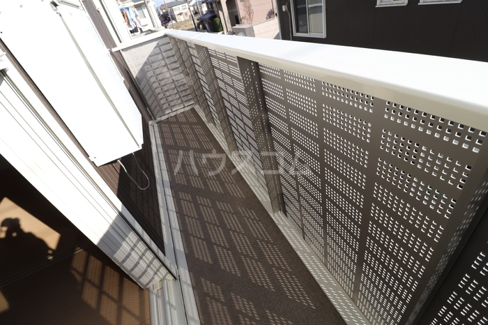 13/19 バルコニー