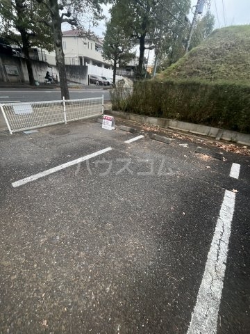 25/30 駐車場