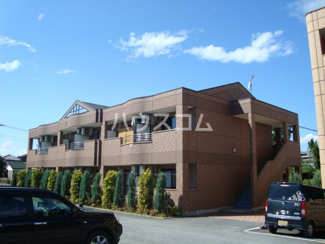 23/30 エントランス