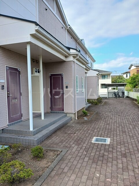 16/26 エントランス