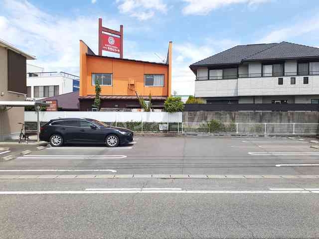 14/22 駐車場