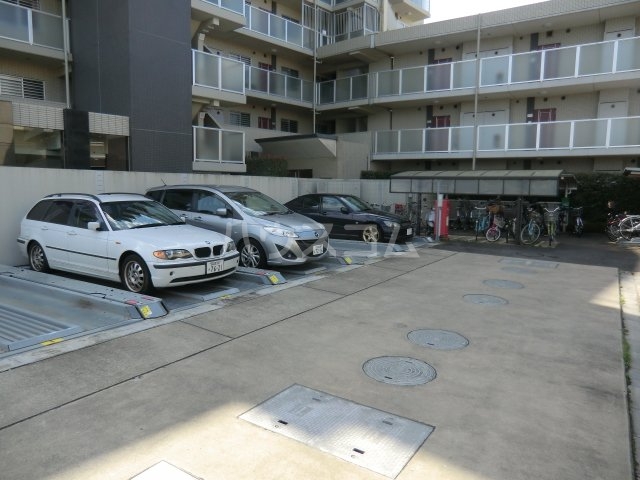 21/30 駐車場