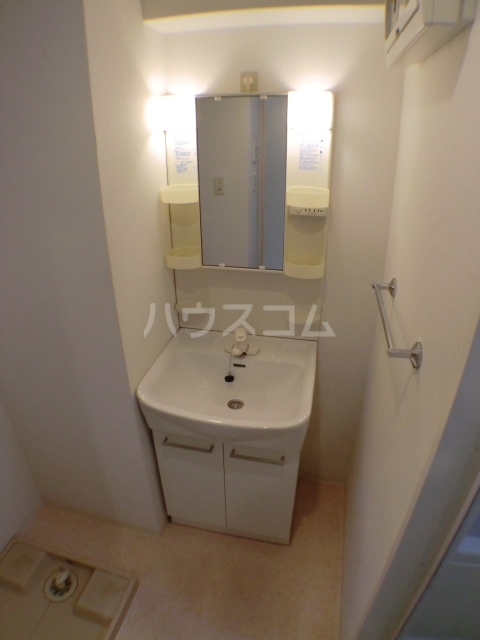 16/30 洗面