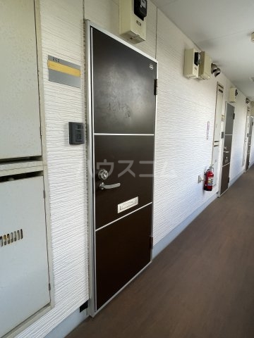 25/30 エントランス