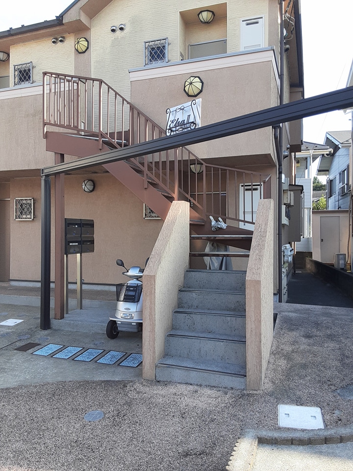 26/30 エントランス