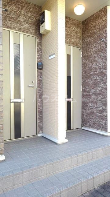 20/27 エントランス