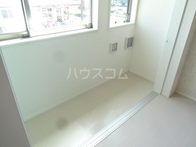 18/25 バルコニー