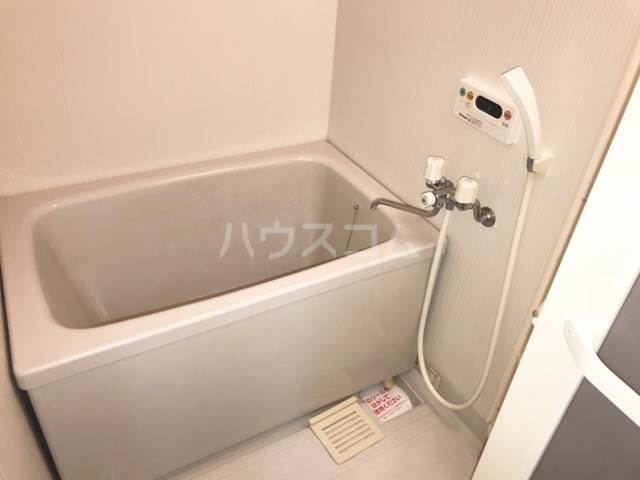 13/24 浴室