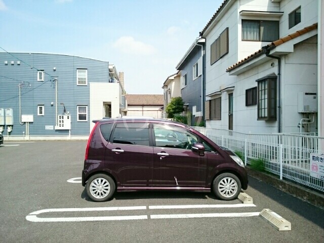 14/25 駐車場