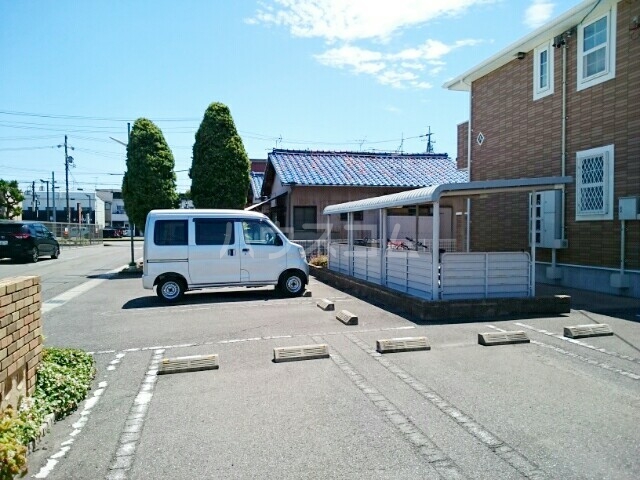 14/20 駐車場