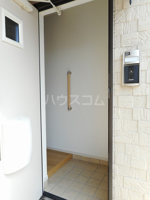 5/23 玄関