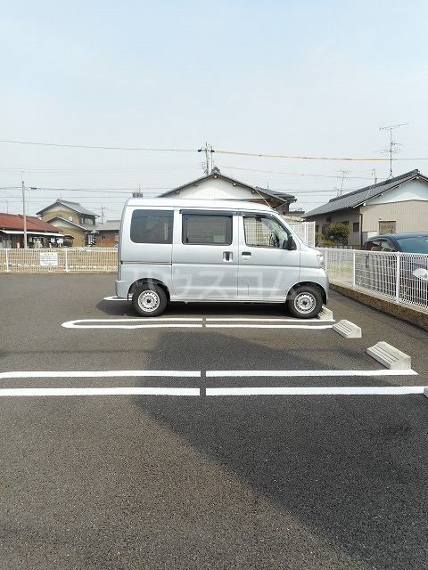 15/24 駐車場