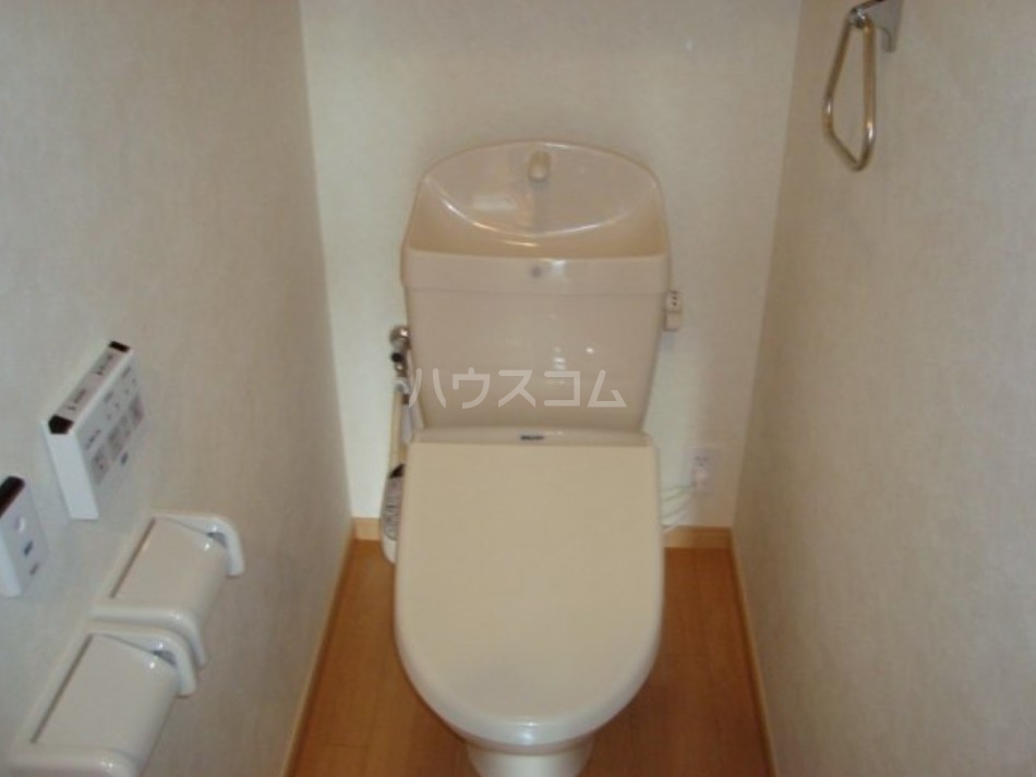 16/30 トイレ