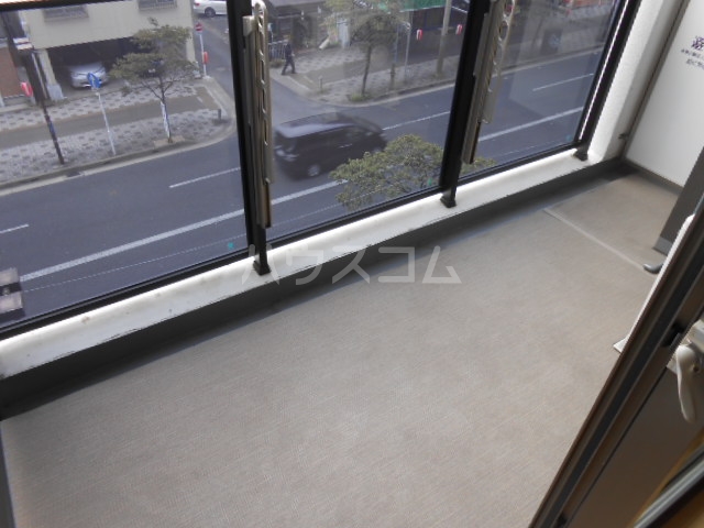 18/23 バルコニー