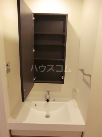 15/28 洗面