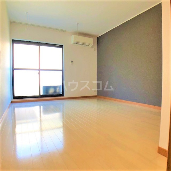 17/27 バルコニー