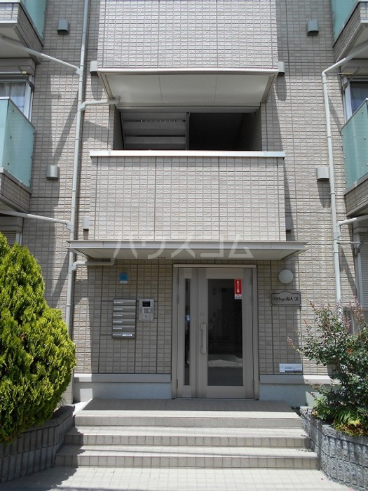 19/20 エントランス