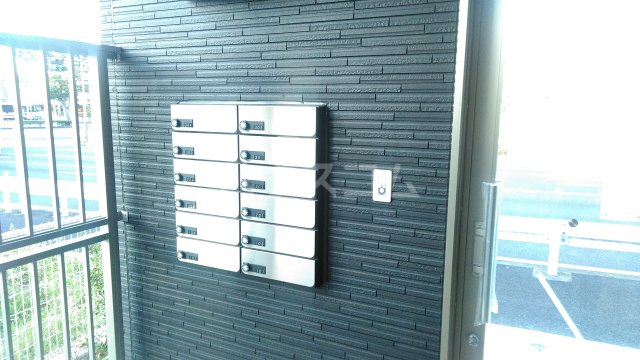 18/29 エントランス