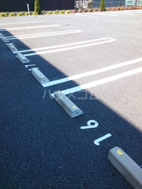 15/30 駐車場