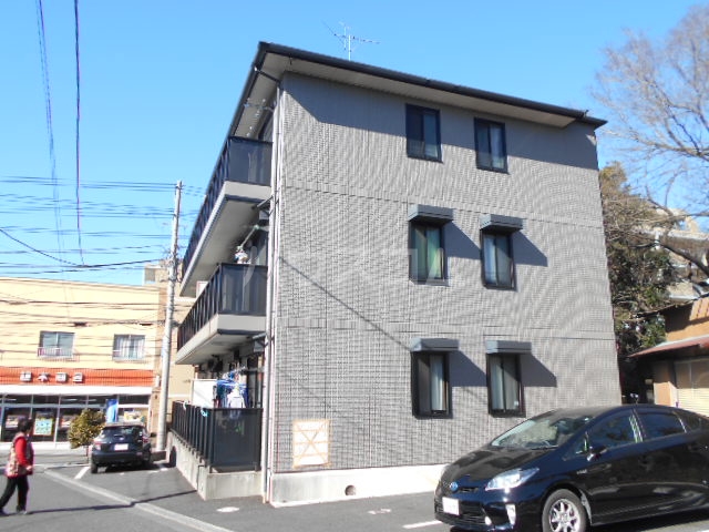 16/20 エントランス