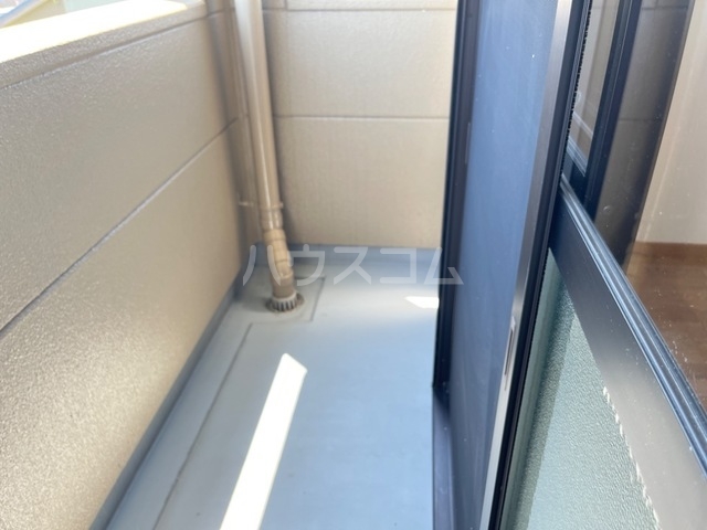 19/28 バルコニー