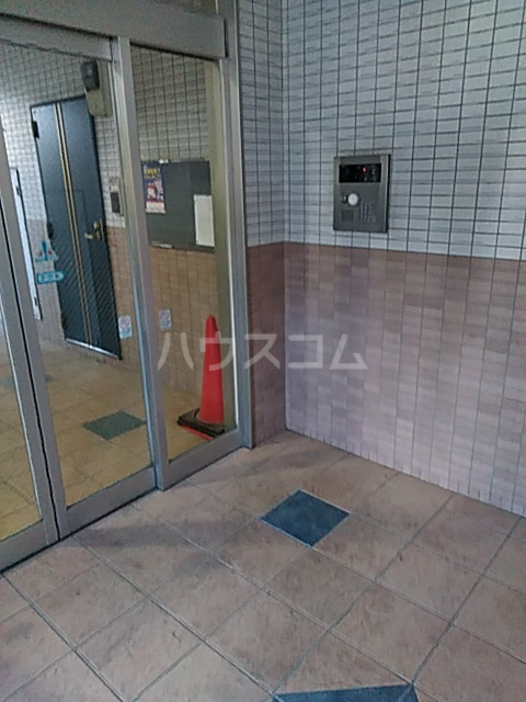 17/29 エントランス