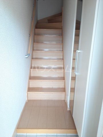 13/30 玄関