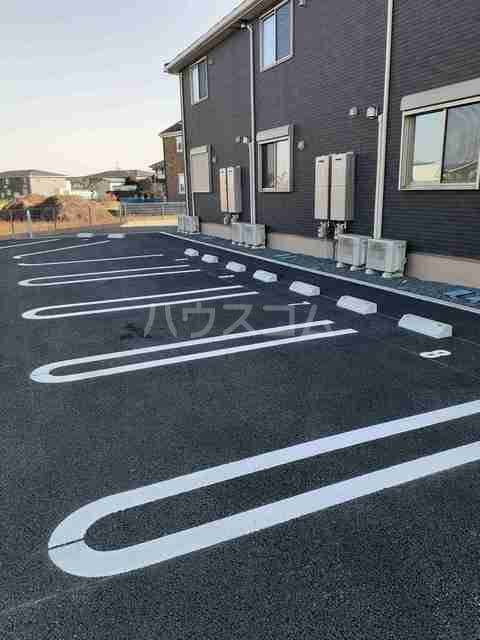 15/30 駐車場
