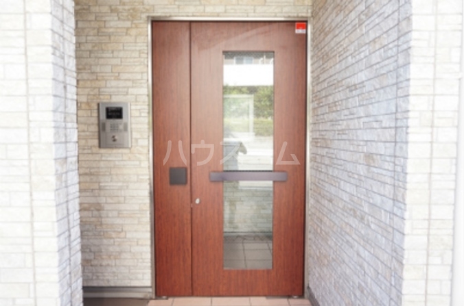 2/8 エントランス