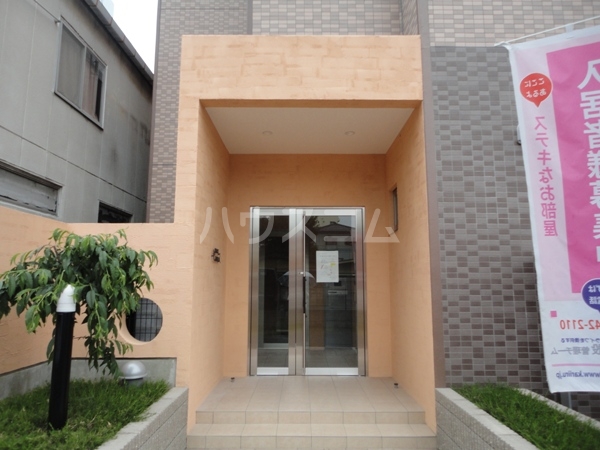 2/8 エントランス