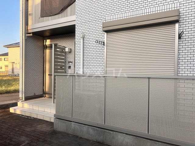 2/5 エントランス